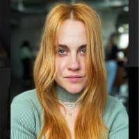 Sarah Soyka's Instagram, Twitter & Facebook