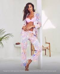 Paid as a statement credit. Victoria S Secret Did Someone Say Perks Score 5x Points On Angel Credit Card Purchases Now Thru 5 15 Excl Apply Learn More Http Bit Ly 2dr30ta Facebook
