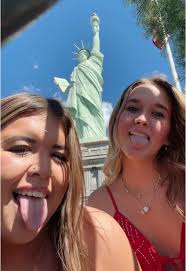 viva las vegas 🗽🎰#18 #fyp #vegas #newyorknewyork @hannah