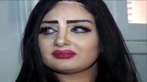 هو بخار الماء الكثيف ويغشى الارض كالدخان