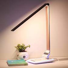 Apart from that, it also bundles a 5v 2.1a fast usb charging port. Led Desk Lamp With Qi Wireless Charging And Usb Port Touch Activated Gold