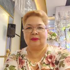 Adlai Arroz Caldo for breakfast at Happy Garden in St. Luke's. Let's eat  healthy!