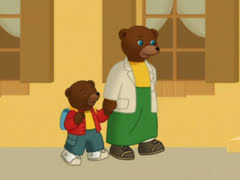 Retrouves la moitié correspondante à chaque ours. Petit Ours Brun Rentre A L Ecole Bayam 3 7 Ans Petit Ours Brun Ours Brun Animation Enfant