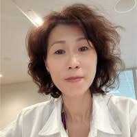 300+ "Bee Ng" profiles