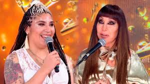Rocío quiroz y su futuro marido eduardo etchepare se hisoparon tras presentar síntomas y ahora se encuentran aislados. Rocio Quiroz Debuto En El Cantando Y La Rompio Junto A Claribel Medina Mendoza Post