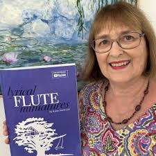 A one-of-a-kind. The Dragon Flute. 🐉