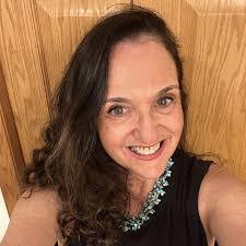 Cindy Astorga's Instagram, Twitter & Facebook