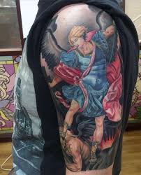 San miguel arcángel libera a mis hijas del maligno tu sabes lo que te pedí y a mi sácame esos malos pensamientos que no se concreten y todo eso que te conté ayúdame en el nombre de dios padre, dios hijo, dios espíritu santo, sello y protejo, con el poder de la sangre, de jesucristo el señor, a 75 Disenos De Tatuajes De San Miguel Para Hombres Arcangel Y Principe