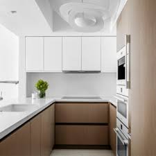Chic antique style kitchen cabinets of wooden materials in white and cream. 75 Beautiful Kitchen With Medium Tone Wood Cabinets And White Appliances Pictures Ideas July 2021 Houzz