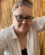 Sarai Smith's Instagram, Twitter & Facebook