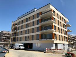 Og eines ruhigen und sauberen mehrfamilienhauses mit einer großen wiese und sandkasten vor dem haus. 4 Zimmer Wohnung Zum Verkauf Isselstrasse 2 38120 Braunschweig Weststadt Braunschweig Mapio Net