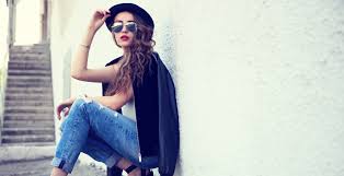 A lob cut suits thick wavy hair perfectly, adding movement and volume to the style. The Perfect Haircuts For Thick Frizzy Hair John Frieda