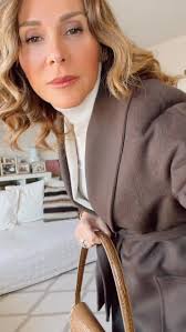 My Style ➖ Disponibile: Abito Sicilia € 65 Cardigan St Moritz Chic € 209  Stivali Victoria Testa di Moro € 215 Borsa di passate stagioni Cintura LV