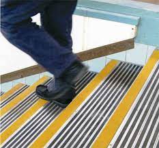 Find out your desired slate treads with high quality at low price. Slate Stair Treads With Carborundom Insert Buy Stair Tread Slate Stair Treads Slate Stair Treads With Carborundom Insert Product On Alibaba Com