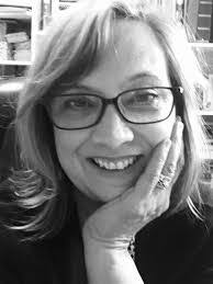 Jill Bess's Instagram, Twitter & Facebook