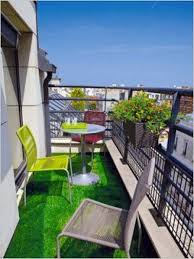 Amenagement Deco Pour Petit Balcon Meme Etroit Decoration Balcon Petit Balcon Deco Balcon