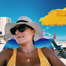 Danielle Leslie (ddanielleleslie)