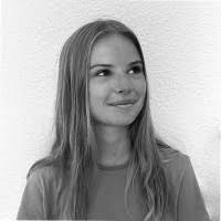 100+ profilů „Bourdon