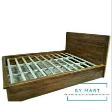 Desain minimalis dengan sandaran busa dari produk dipan ini membuat produk dipan terlihat elegan. Dipan Kayu Jati Tempat Tidur Minimalis Modern Ukuran Nomor 1 2 Dan 3 Bahan 100 Kayu Jati Shopee Indonesia