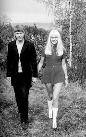 Det första mötet var med hennes röst, berättar han i en stor intervju med dn. Agnetha Faltskog On A Date With Her Husband To Be Bjorn Ulvaeus Pics