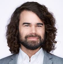 What to Wear (and Not Wear) as a Wedding Officiant