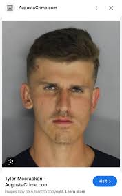 Ruth's Family Restaurant is hiring for a Line Cook and Part Time  Dishwasher!! Come in and fill out an application 😌