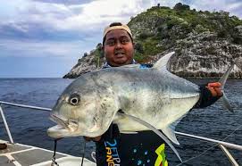 12) memancing dan apa jua cara untuk menangkap ikan di kawasan yang telah dizonkan larangan menangkap dan memancing ikan oleh perbadanan dan jabatan perikanan perak kecuali di zon yang dibenarkan sahaja Pulau Perak Syurga Kaki Pancing Pada Musim Monson Timur Laut Rencana Mstar