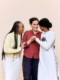Watch hd bukky bakray movies and shows online for free and download the latest bukky bakray movies and shows without registration. Newcomer Bukky Bakray Embodies The Role Of Rocks As Sara Gavron S Film Screens At Tiff 2019 Bellanaija