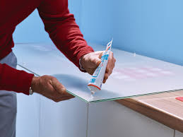 Wie es geht, zeigt heimwerker. Den Richtigen Kleber Finden Tipps Und Ratgeber Obi