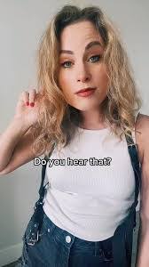 Jordan Elizabeth's Instagram, Twitter & Facebook