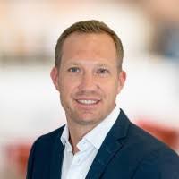 Dennis Scheel's Instagram, Twitter & Facebook