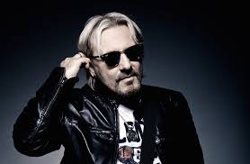 We did not find results for: Remo Veroffentlicht Sein Drittes Album Das Bleibt Fur Immer Haiangriff