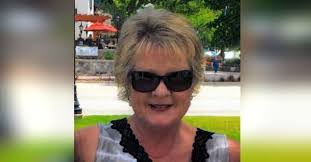 Laura Asher's Instagram, Twitter & Facebook