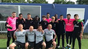 Un centre d'entraînement qui servira d'exemple au niveau écologie. Les Gardiens De But Du Centre De Formation A L Entrainement Des Pros Paris Saint Germain