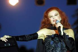 Con oltre 80 milioni di dischi venduti in tutto il mondo, milva è senz'altro una delle star del mercato discografico mondiale, e ad oggi rimane. F Erlzjtysimqm