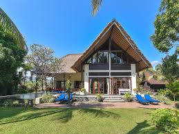 Itu karena interiornya yang sederhana dan biasanya putih. Villa Buka Kecil Luxury Private Beachfront Villa Updated 2021 Tripadvisor Lovina Beach Vacation Rental