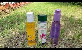 Hair serum for different hair types: Top 3 Hair Serum For Frizzy Hair Hair Shiner Hair Booster Best Hair Serum In India Rara Beauty Reviewer