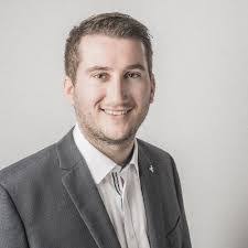 Mark Novinsky's Instagram, Twitter & Facebook