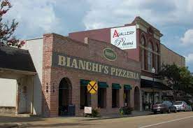These 12 Pizza Places In Mississippi Are So Good That Your Mouth May Explode Hattiesburg Mississippi Mississippi Restaurants