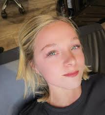 Swipe > before and after powder brows ! Spring is the perfect time for  Permanent makeup 💄 Heal just in time for summer. -powder brows -lip blush  -eyeliner #pmu #pmuartist #powderbrows #lipblush #