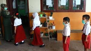 Maybe you would like to learn more about one of these? Update Jadwal Masuk Sekolah Resmi Dari Kemendikbud Sma Smk Lebih Dulu Siswa Sd Dua Bulan Setelahnya Tribun Timur