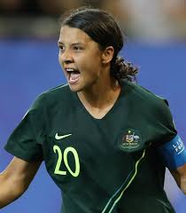 Her mother, roxanne, was born in australia and comes from an athletic family: After Telling Critics To Suck On It Sam Kerr Scores 4 Goals