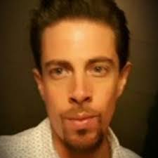 Daniel Knuckles's Instagram, Twitter & Facebook