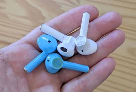 The Cbp Gleefully Explained That It Seized 2 000 Counterfeit Apple Airpods That Arrived In The United