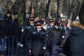 Zile in care nu se savarseste sfanta liturghie. Parada Militara De 1 Decembrie Cu Surprize Oamenii Au Admirat Fetele Frumoase In Timp Ce Jandarmeria A Fost Huiduita