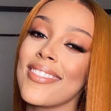 Get the latest make up how to's, tips and tricks only at stylecraze, india's largest beauty community. Makeup Ideas Beauty Photos Trends News Allure