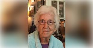 Karen Randles's Instagram, Twitter & Facebook