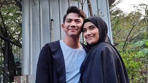 Diambil dari (usia nadya) 6 hari. Rizki Da Talak Cerai Nadya Mustika Ungkap Momen Terakhir Bertemu Sang Anak Serambi Indonesia