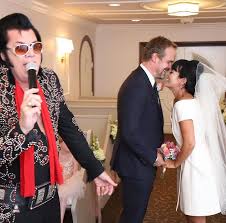 The phrase is one of the many latin sayings that use the expression ad astra, meaning to the stars. Movie Graf Auf Twitter Lily Allen Ve David Harbour Cifti Evlendi