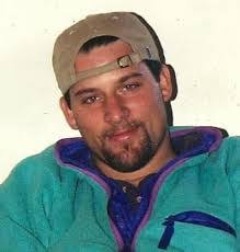 Robert Lis's Instagram, Twitter & Facebook